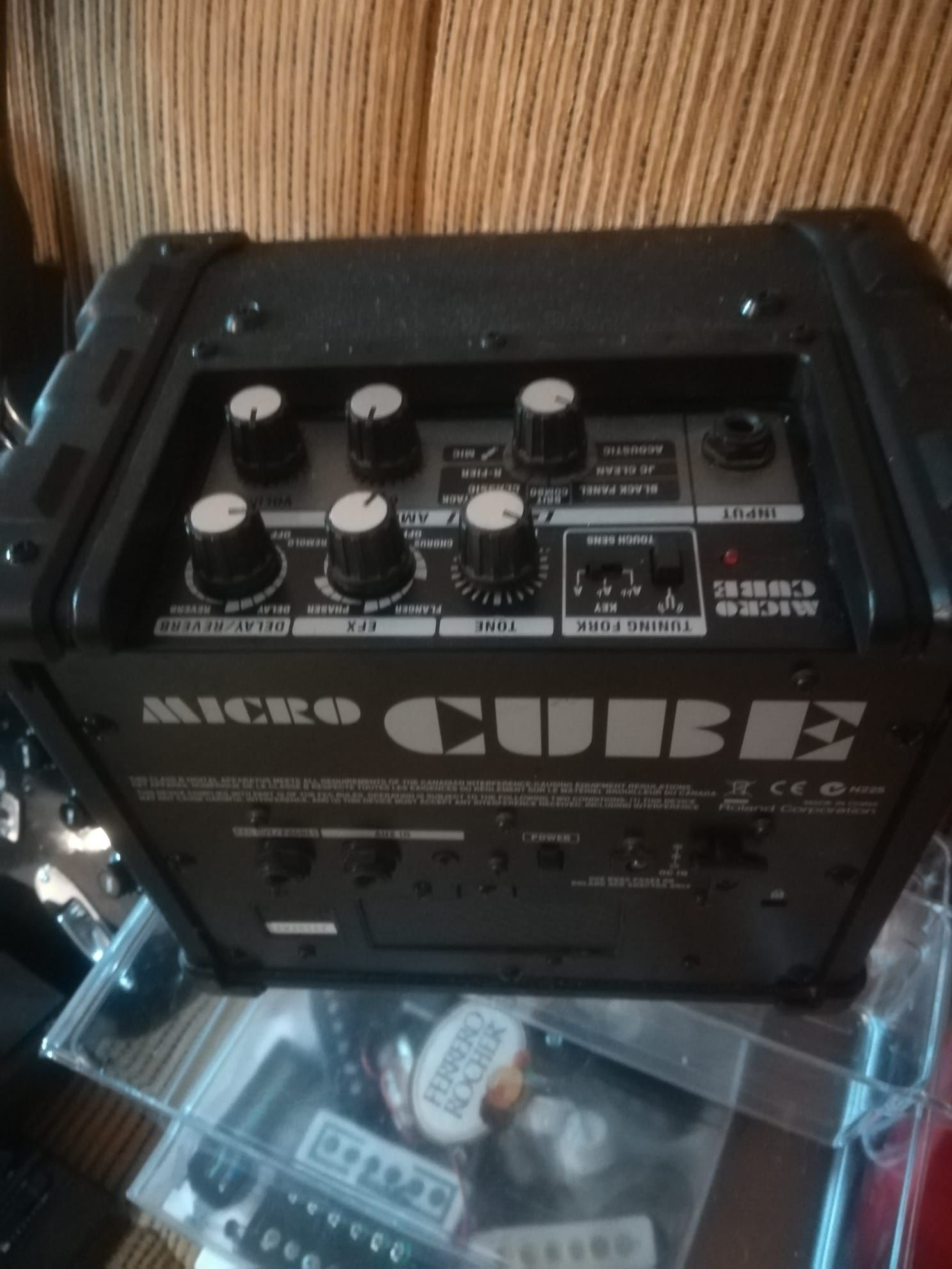 Amplificator Roland Micro Cube 30W.