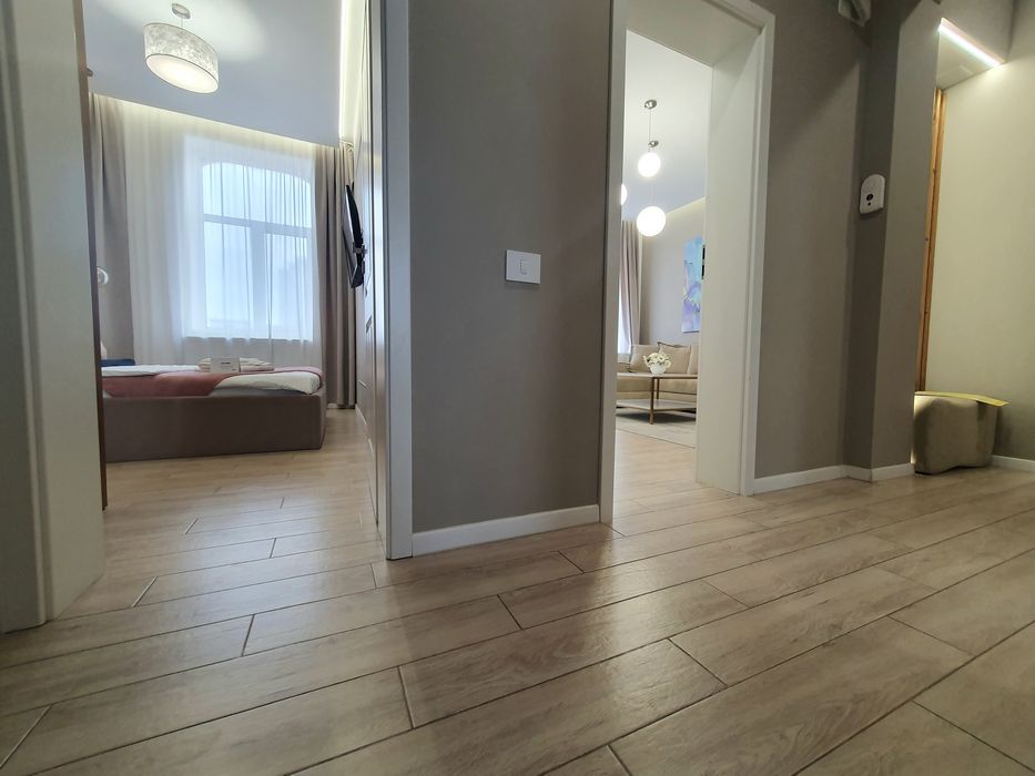 Inchiriez apartament 2 camere decomandate in Constanta Centru