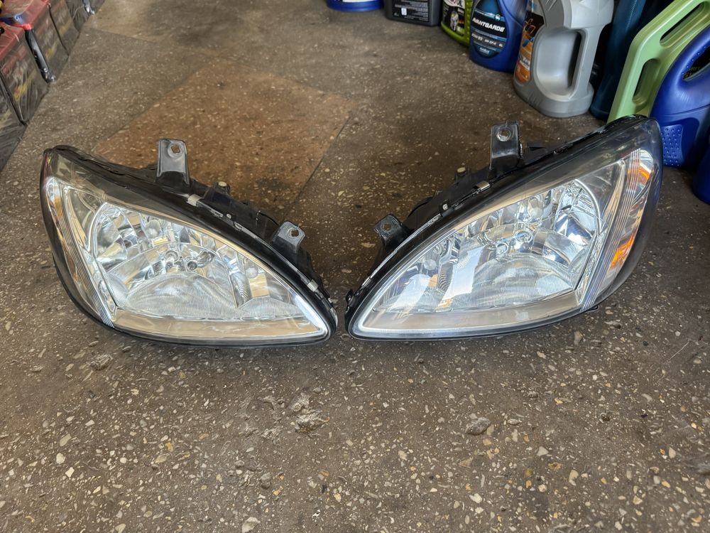 Mercedes Vito Faralar bor