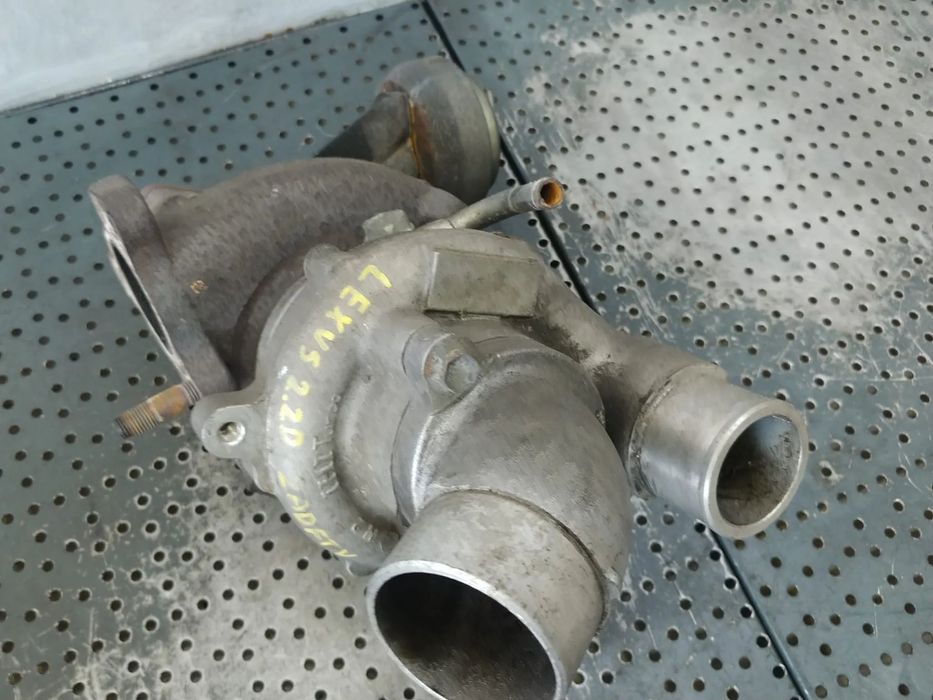 turbina 2.2d  2adftv  lexus is 220 17201-260j0  070205456n