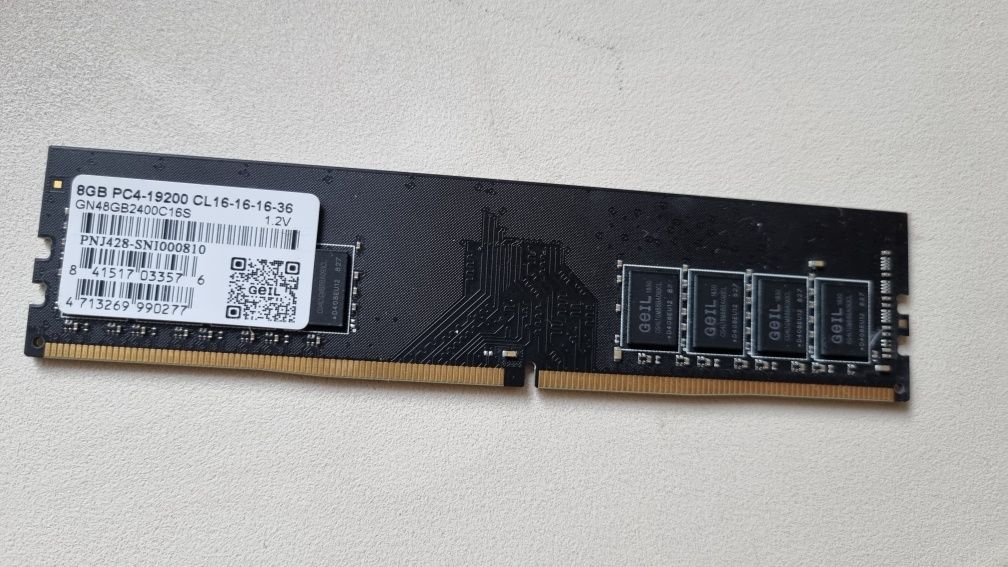 Оперативная память 8гб DDR4 Geil