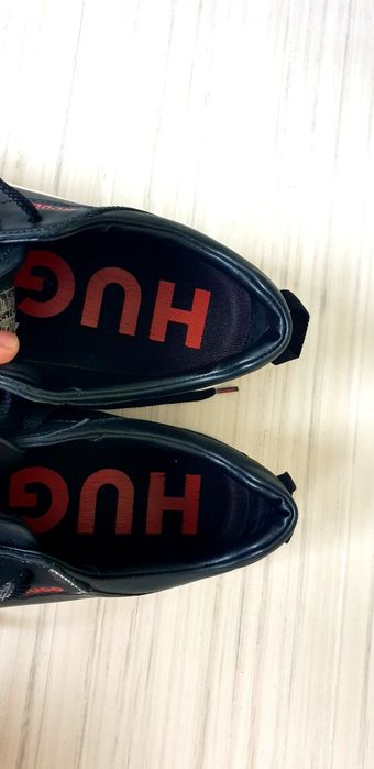 Hugo Boss HUGO Leather 42/26 .5 - 27 см ОРИГИНАЛ Мъжки кец от ест кожа