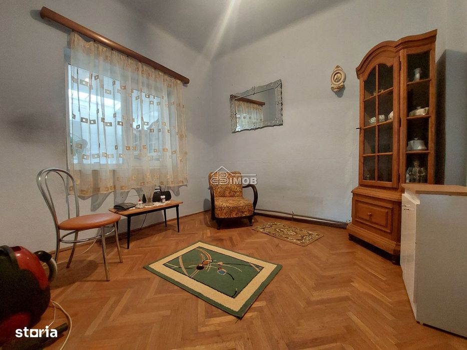 Pozitionata ideal, aproape de institutii de invatamant