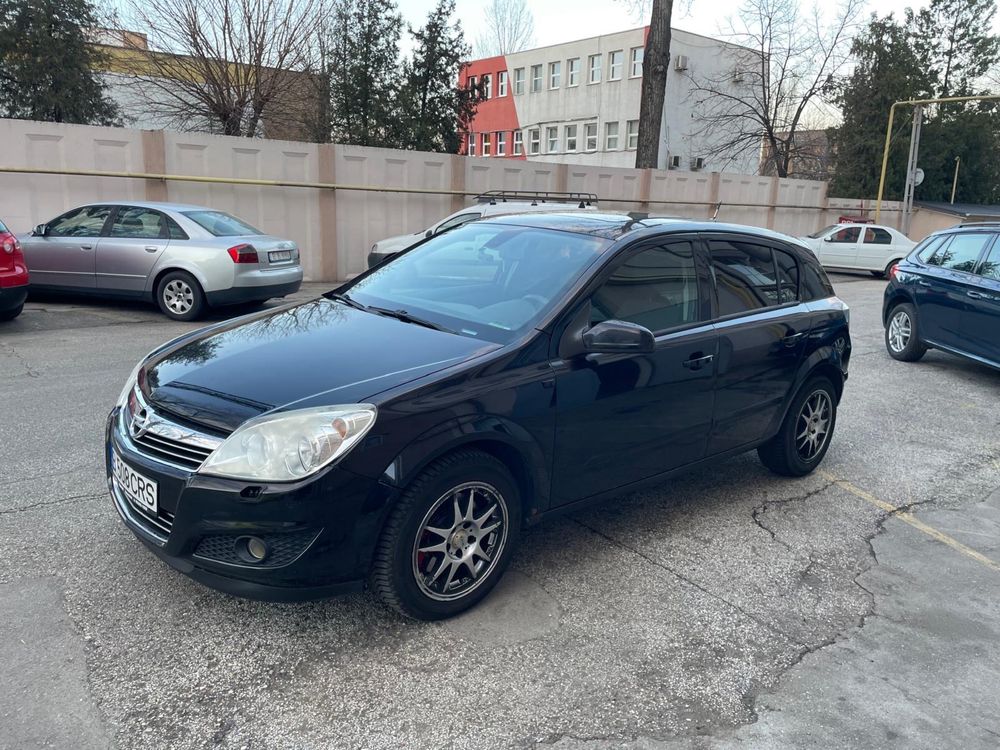 Opel Astra H 1.9 cdti TRAPA