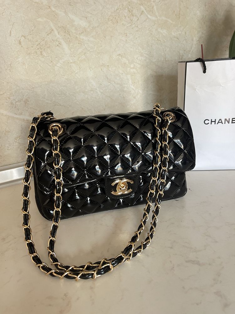 Чанта Chanel Classic flap черен лак