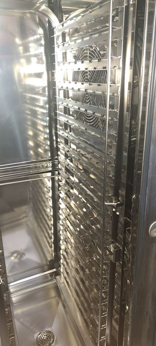 Конвектомат НОВ професионален LAINOX 2022 година