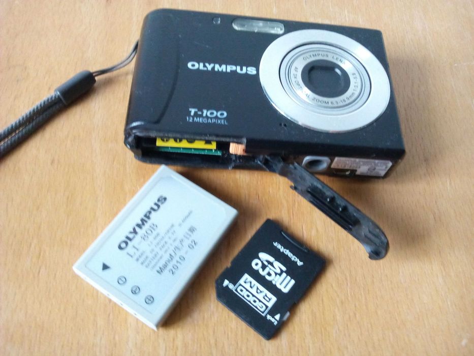 Фотоапарат OLYMPUS Т-100