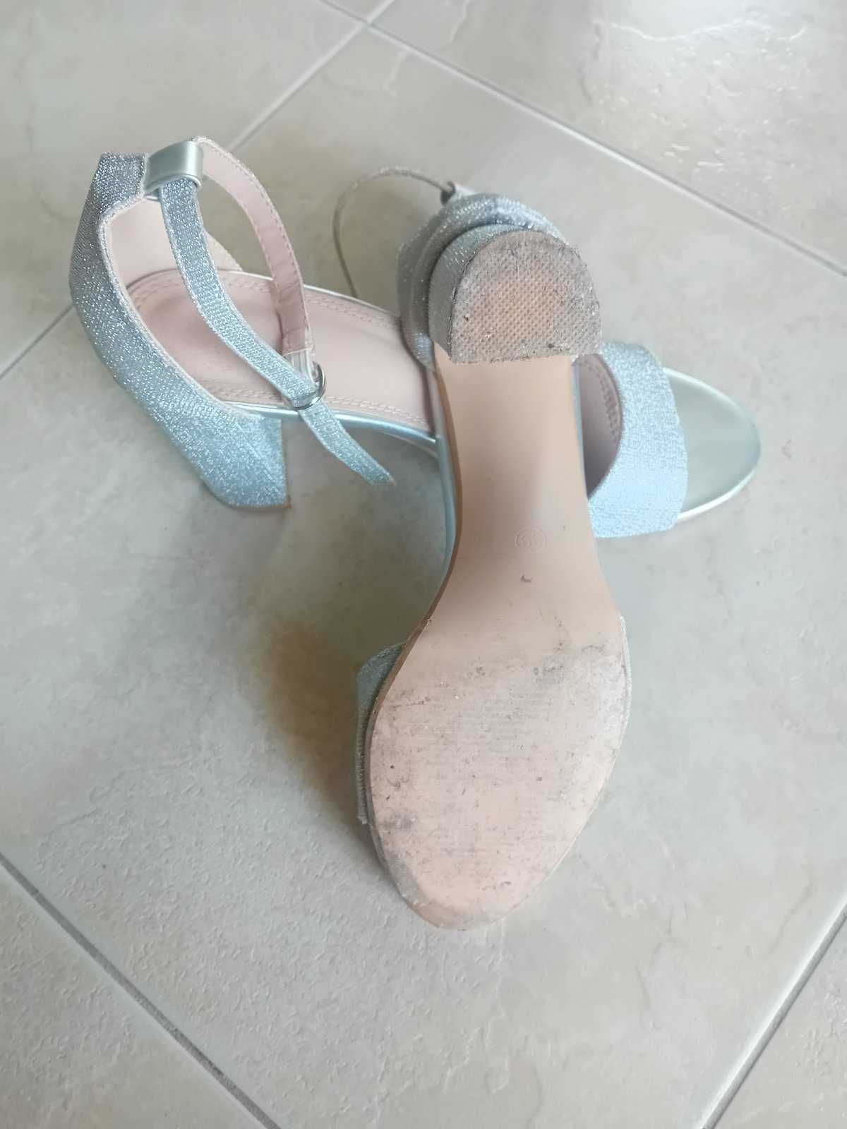 Сандали за лятото