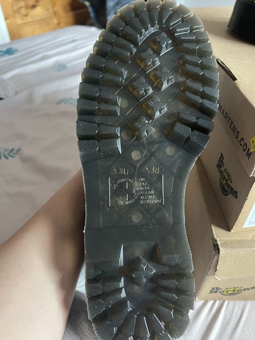 Ghete Dr Martens damă