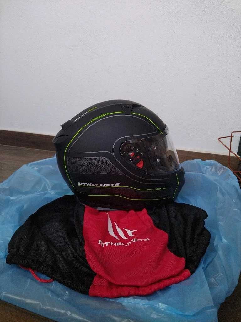 Каска за мотор MT Helmets