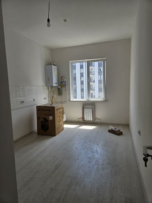 TJ Yangi darhon 75 m2 16 qavatli bino tayyor bitgan kadastr 100%