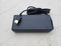 Alimentator Lenovo 135W 20V 6,75A