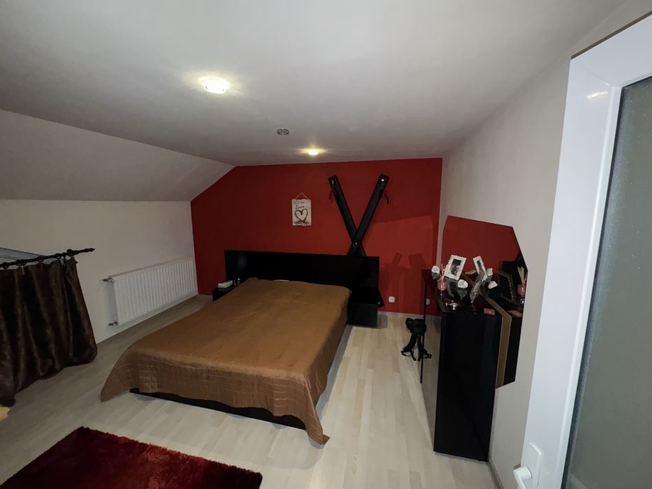 inchiriez vila 250mp