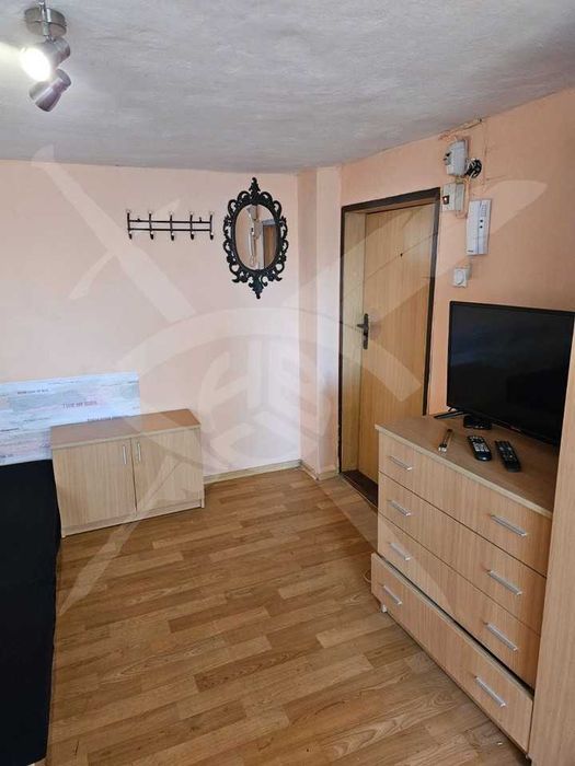 Дава се под наем Едностаен апартамент в Варна, Спортна зала - 20 кв.м за 200 € - Снимка #3