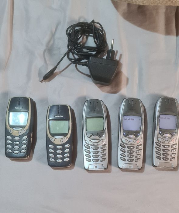 Vând Nokia 6310i-3310
