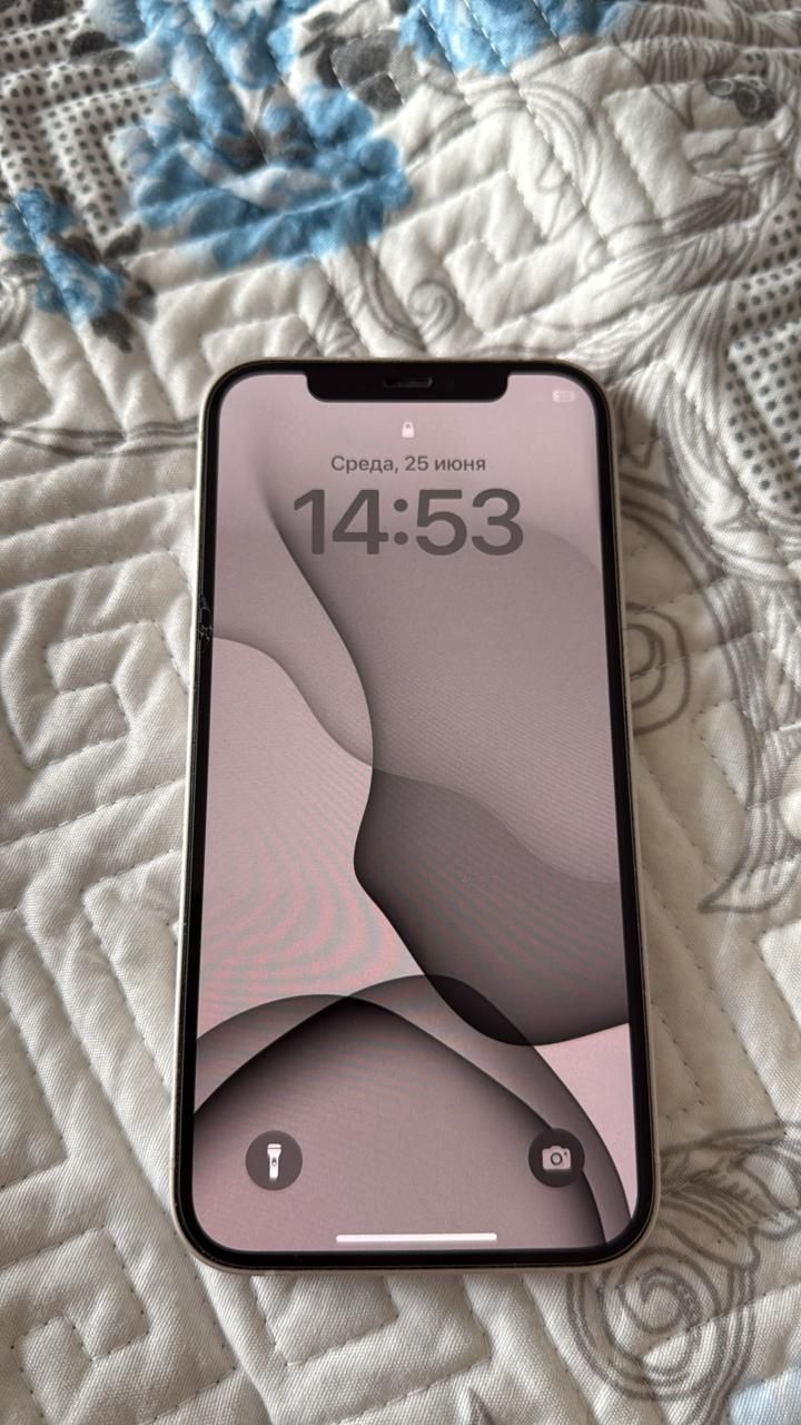 Iphone 12  белый 128 GB