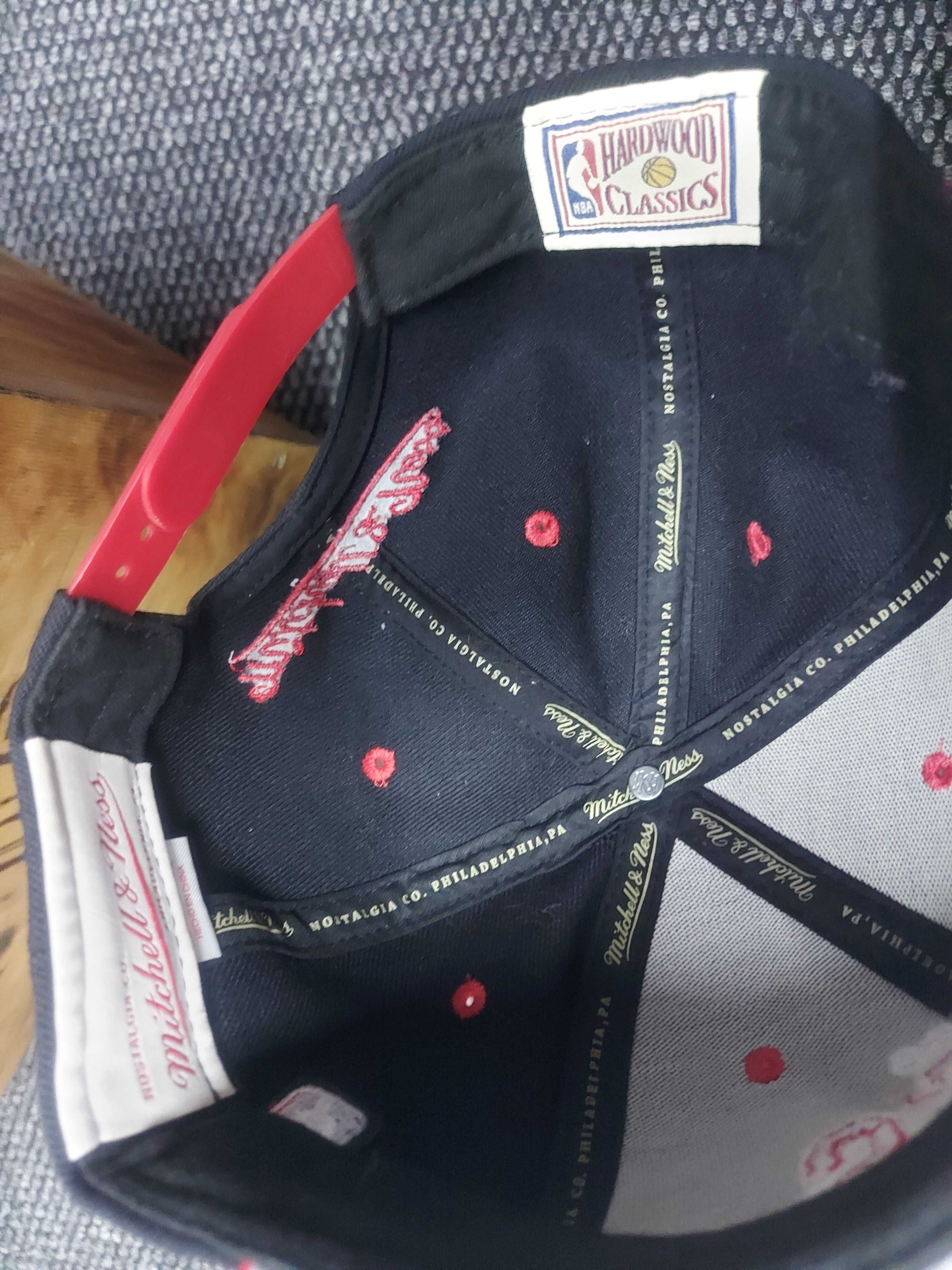 Mitchell and ness Chicago bulls шапка