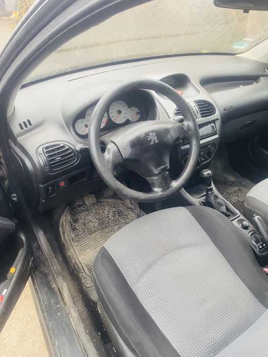 Vand Peugeot 206 benzina!