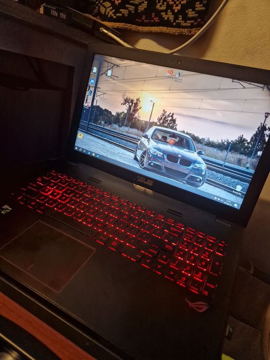 Schimb cu unitate pc. Laptop