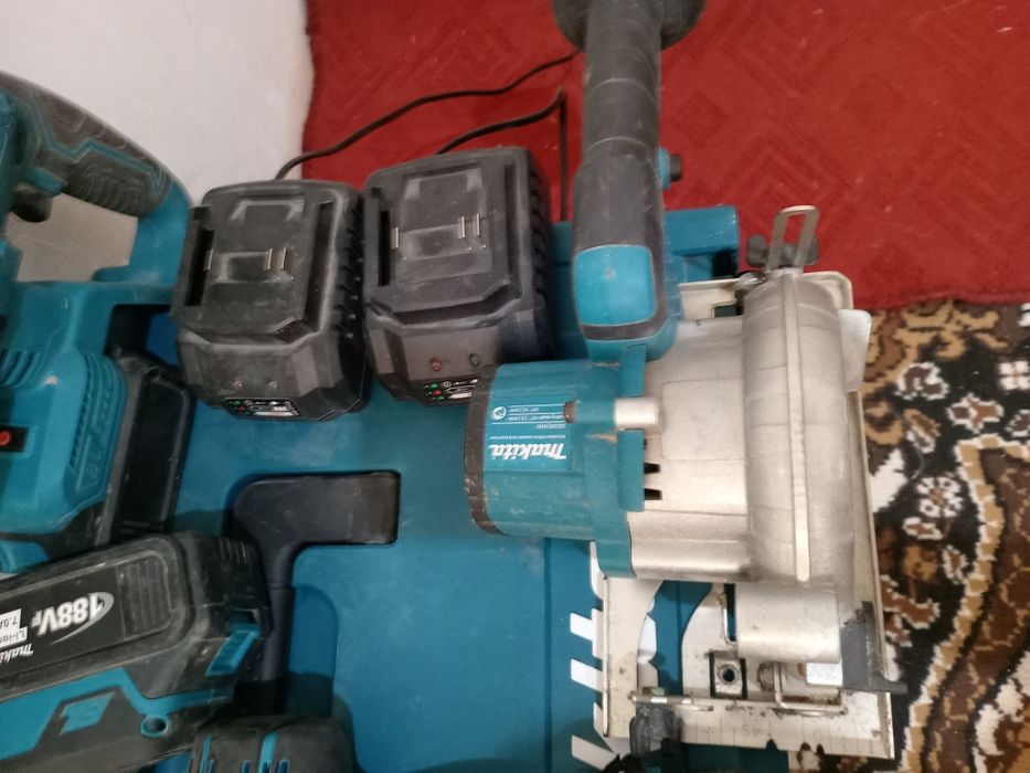 Набор инструментов Макита для