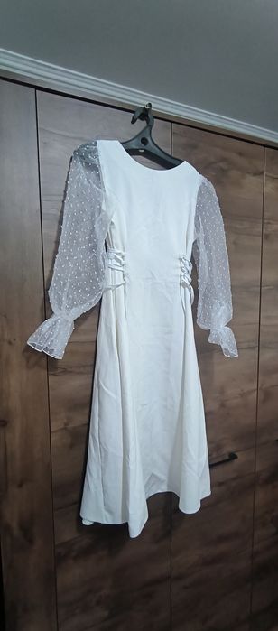 Продам женские платья