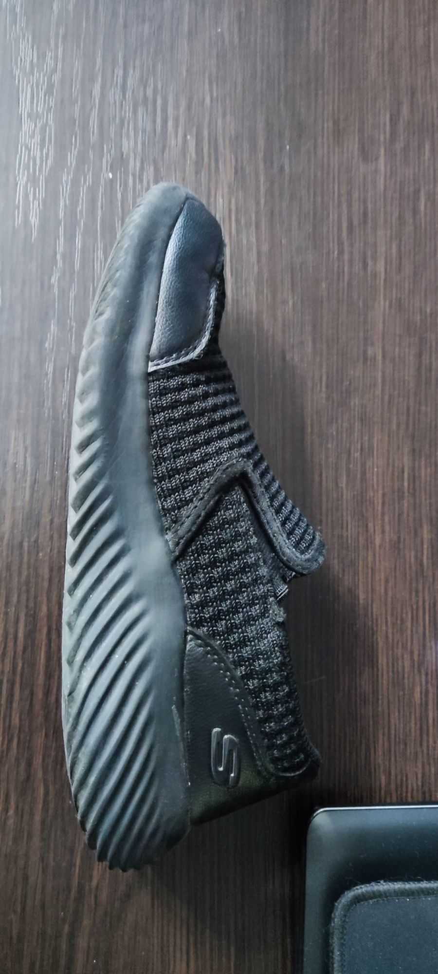 Продам макасины sketchers
