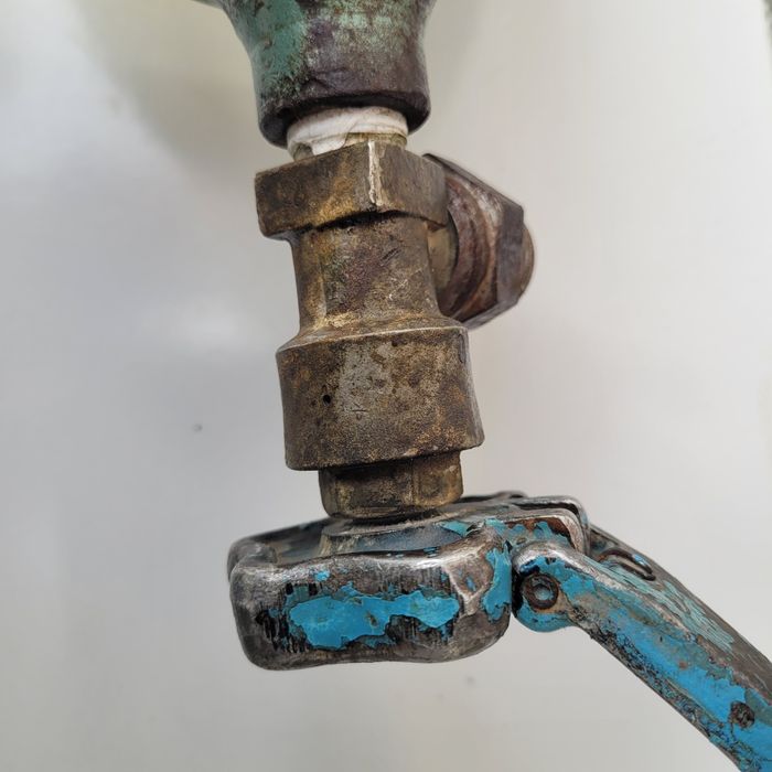 Малка бутилка газ.