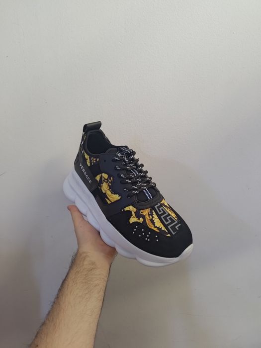 Versace chain reaction auriu mărimea 42