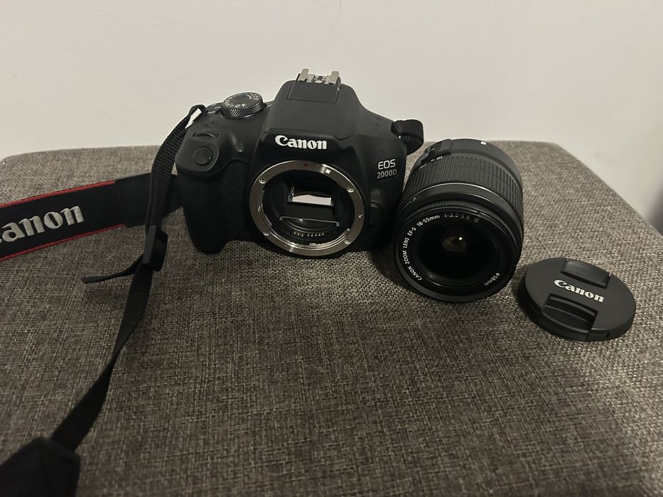 Cannon 2000d + EF-S 18-55mm DC III