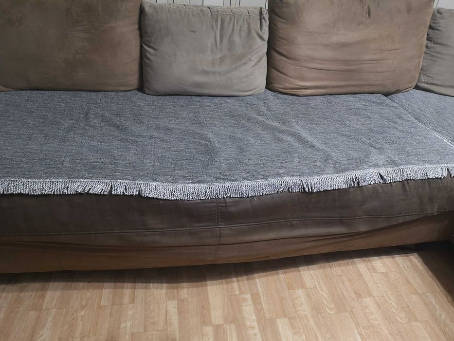 Ъглов диван голям