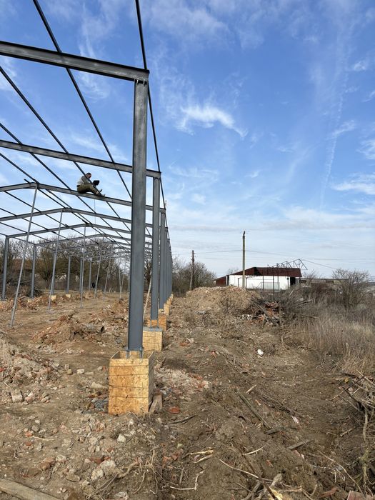 Subantrepriza hale metalice teava coturi containere montaj renovare