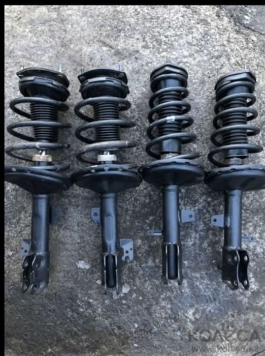 Амортизаторы на Lexus(Лексус) RX300,330,350. ES300,330.LX470,570