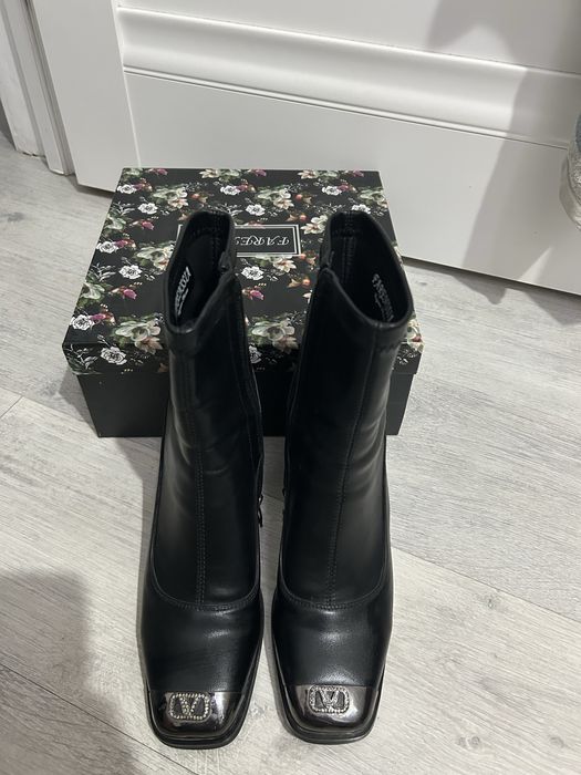 демисезонные сапоги в хорошем состоянии