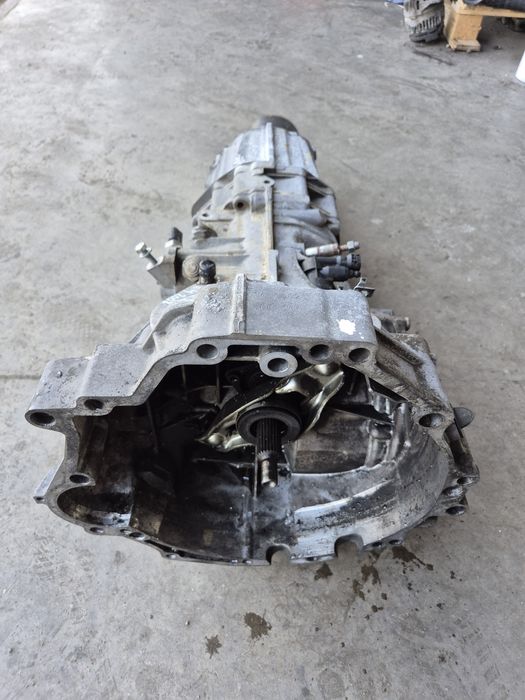 Cutie de viteze 6 trepte manuală quattro audi a4 b7 2.0tdi cod JEE