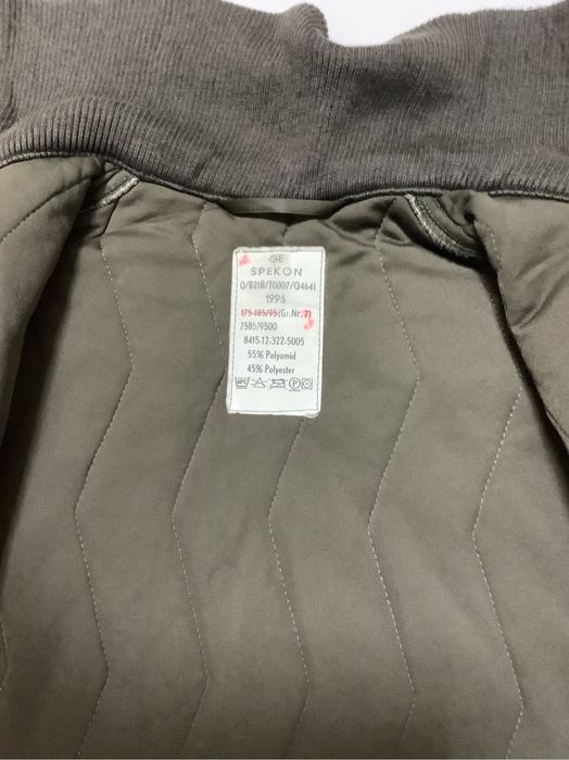 Jacheta militara matlasata L