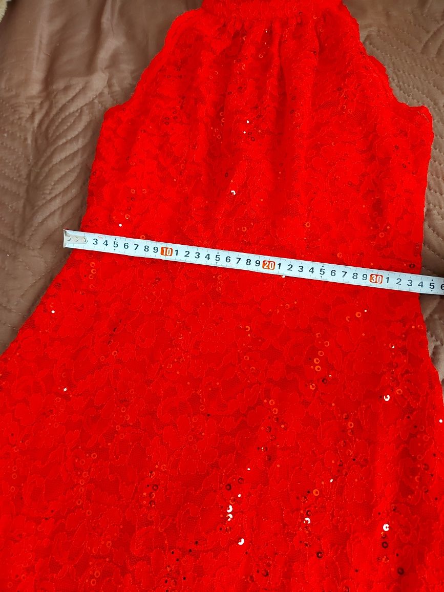 Официална дантелена червена рокля