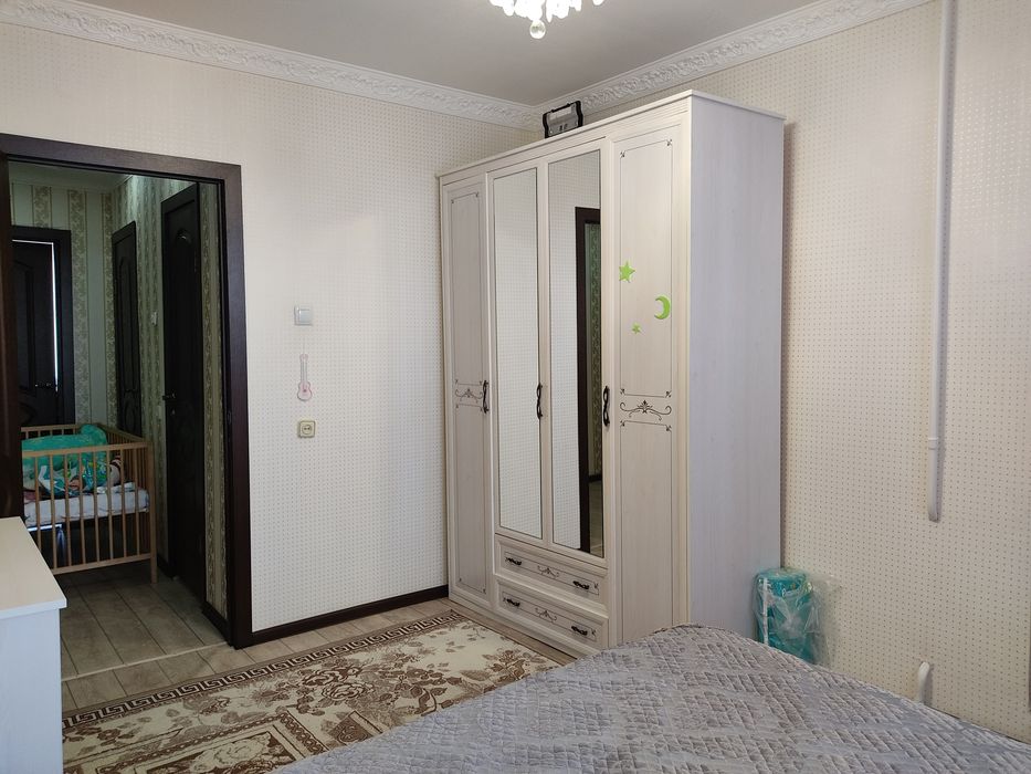 Продам шкаф 4 створч.