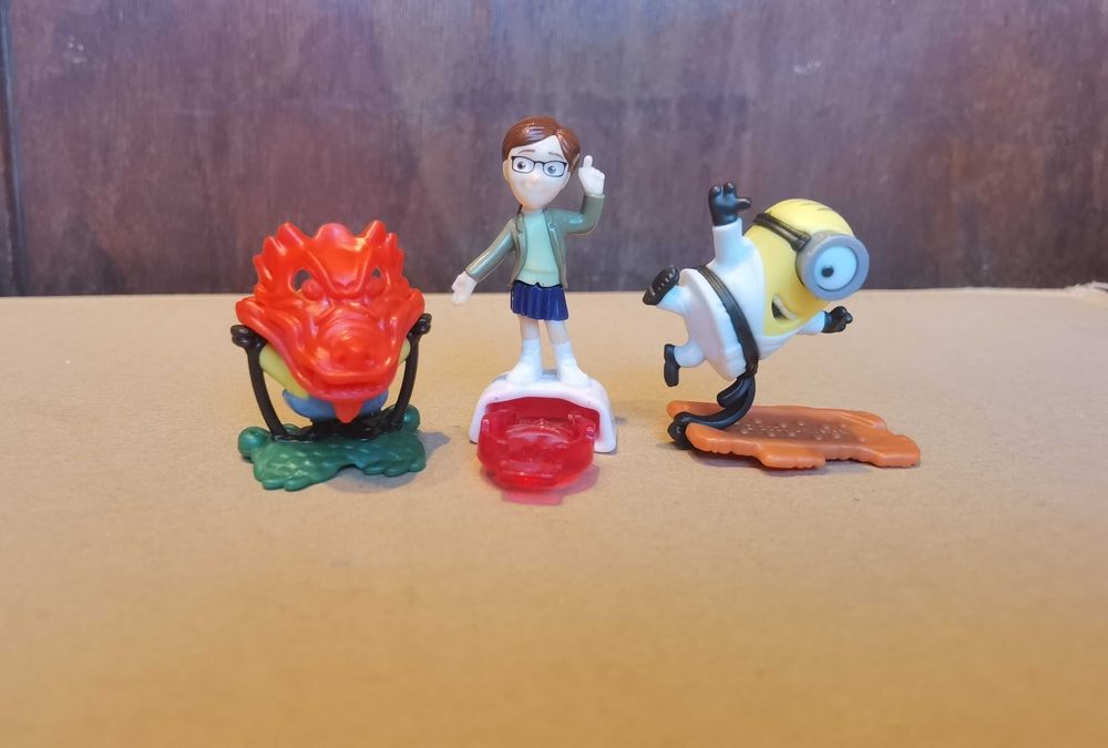 Киндер играчки за колекции