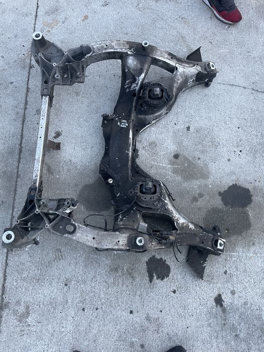 Cadru Motor BMW f01 f02 F10 f11 seria 7 punte fata tractiune spate