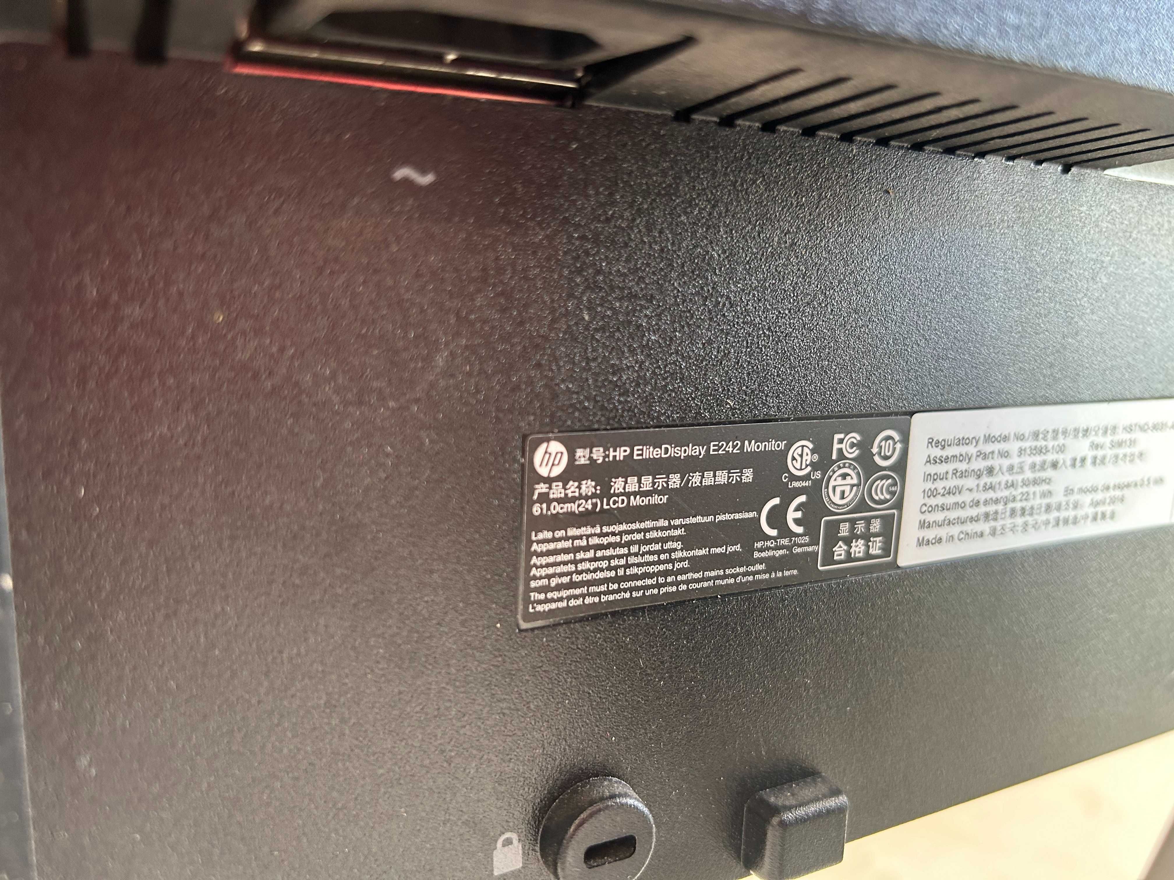 Монитор 24" HP EliteDisplay E242