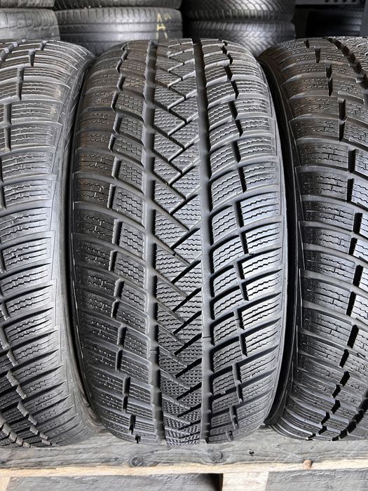 4 anvelope iarna 235/45/18 , Vredestein , 7-7.5 mm