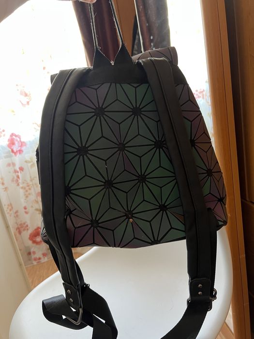 Rucsac dama nou,culoare mov cu reglecii