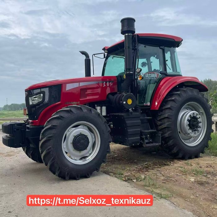 Трактор от компании YTO 2004