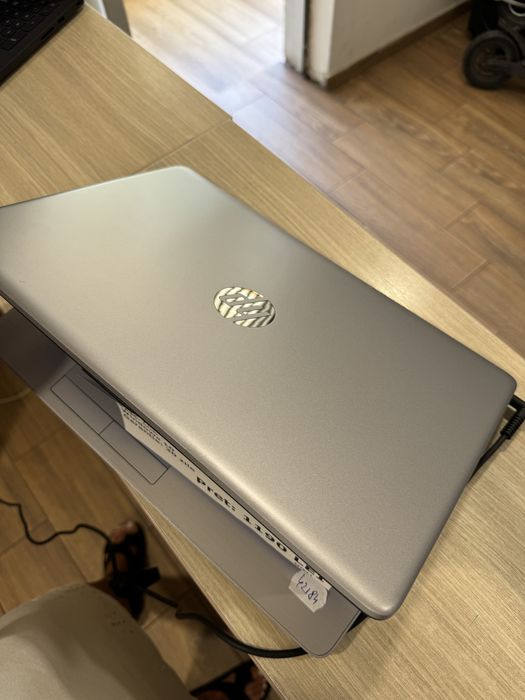 Laptop HP 250 G9, Intel Core i3-1215U, 8GB/256GB SSD!!!