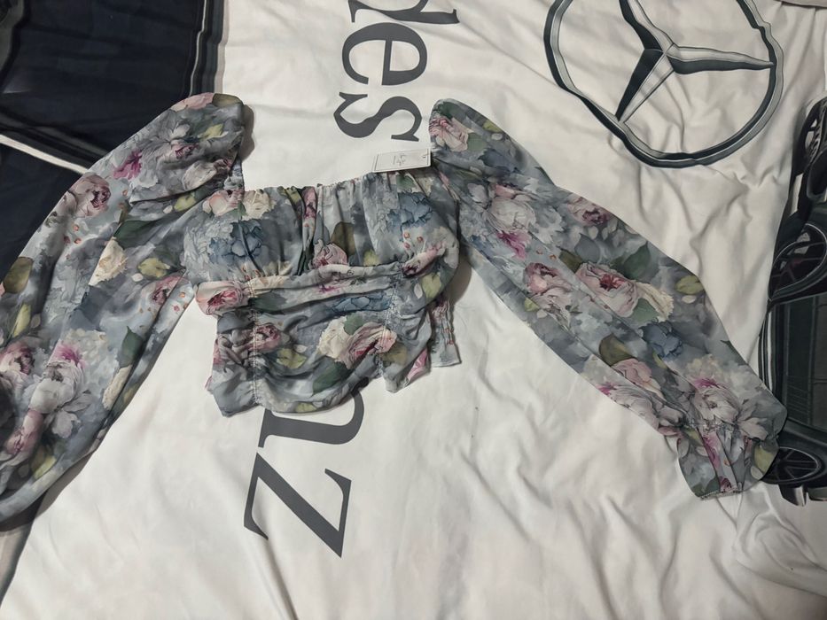 Топ, чисто нов с етикет стандартен размер