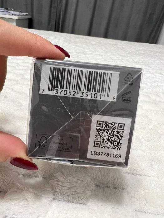 Дамски  парфюм Versace и мъжки парфюм BOSS