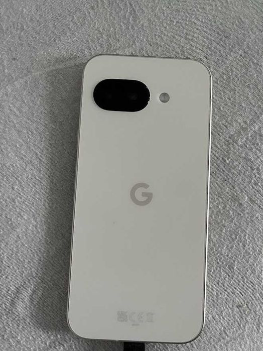 Google PIxel 9a - 8 GB RAM, 128 GB Stocare, culoarea Porcelain