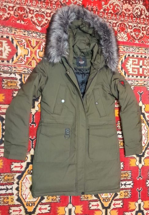 Куртка зимняя  размер 42-44.