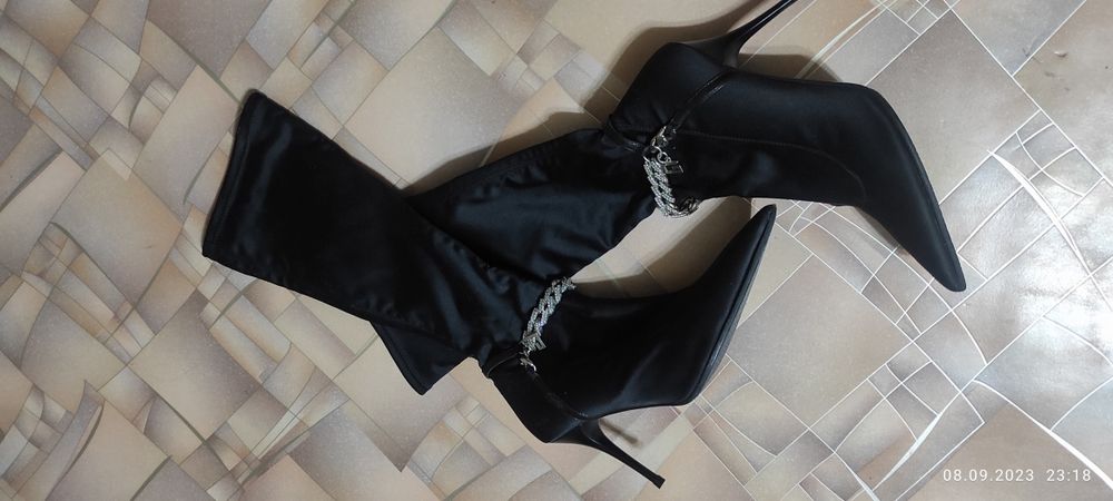 Сапоги модельные р. 36