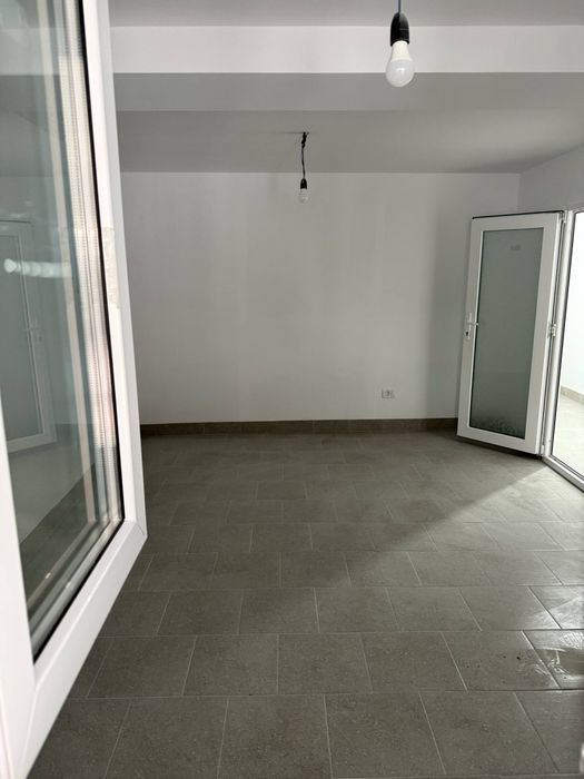 Chirie Petresti/Crang